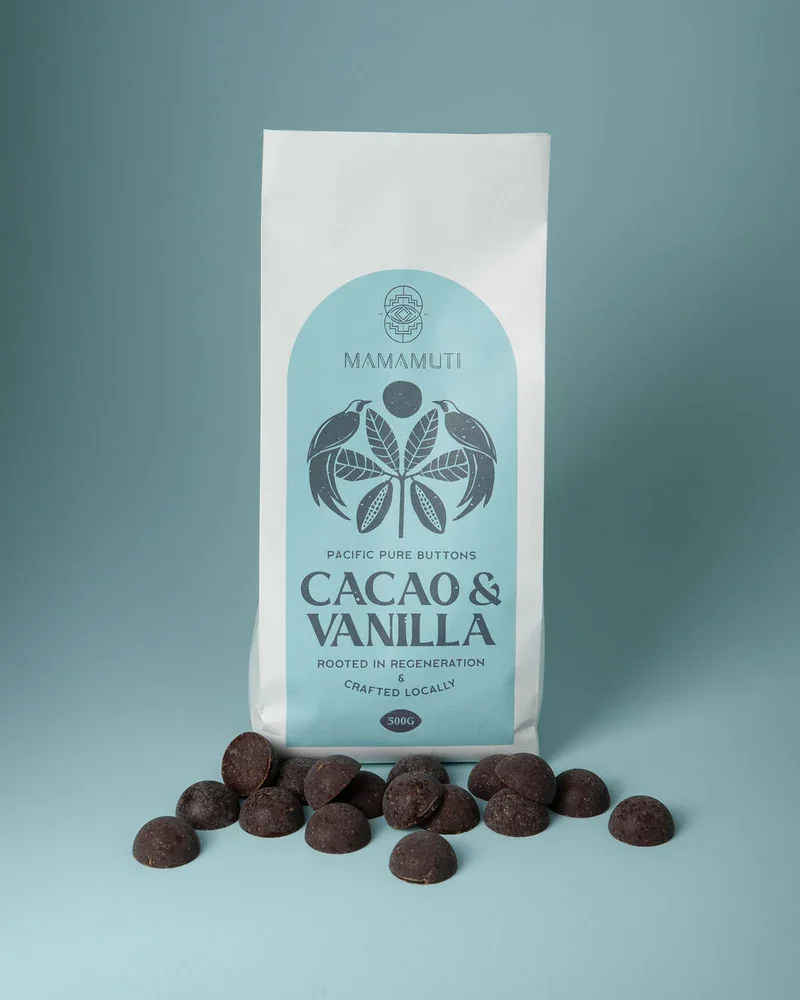 mamamuti-cacao-vanilla-buttons-pacific-pure.webp
