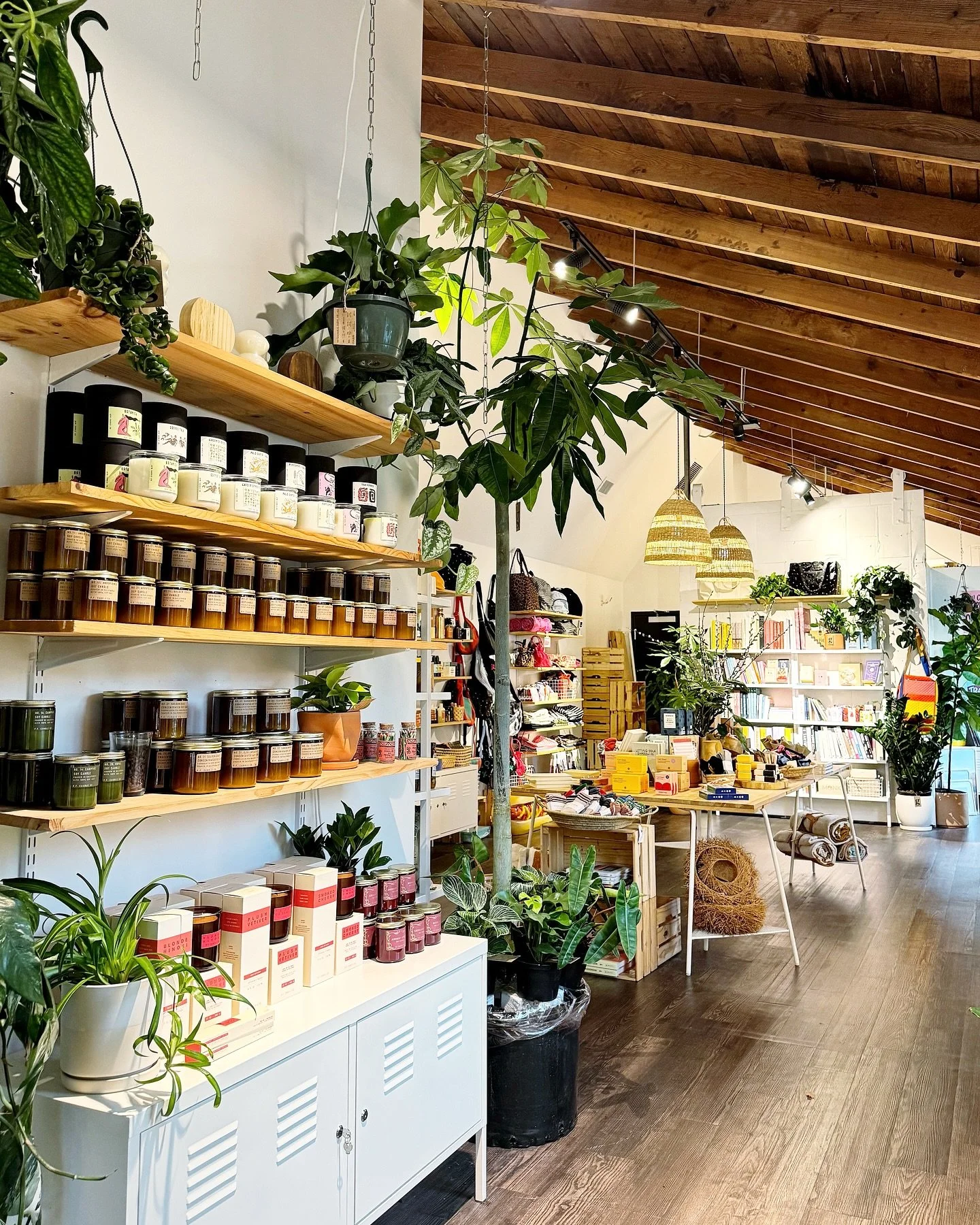 the shop is looking really beautiful these days.  you should see it!