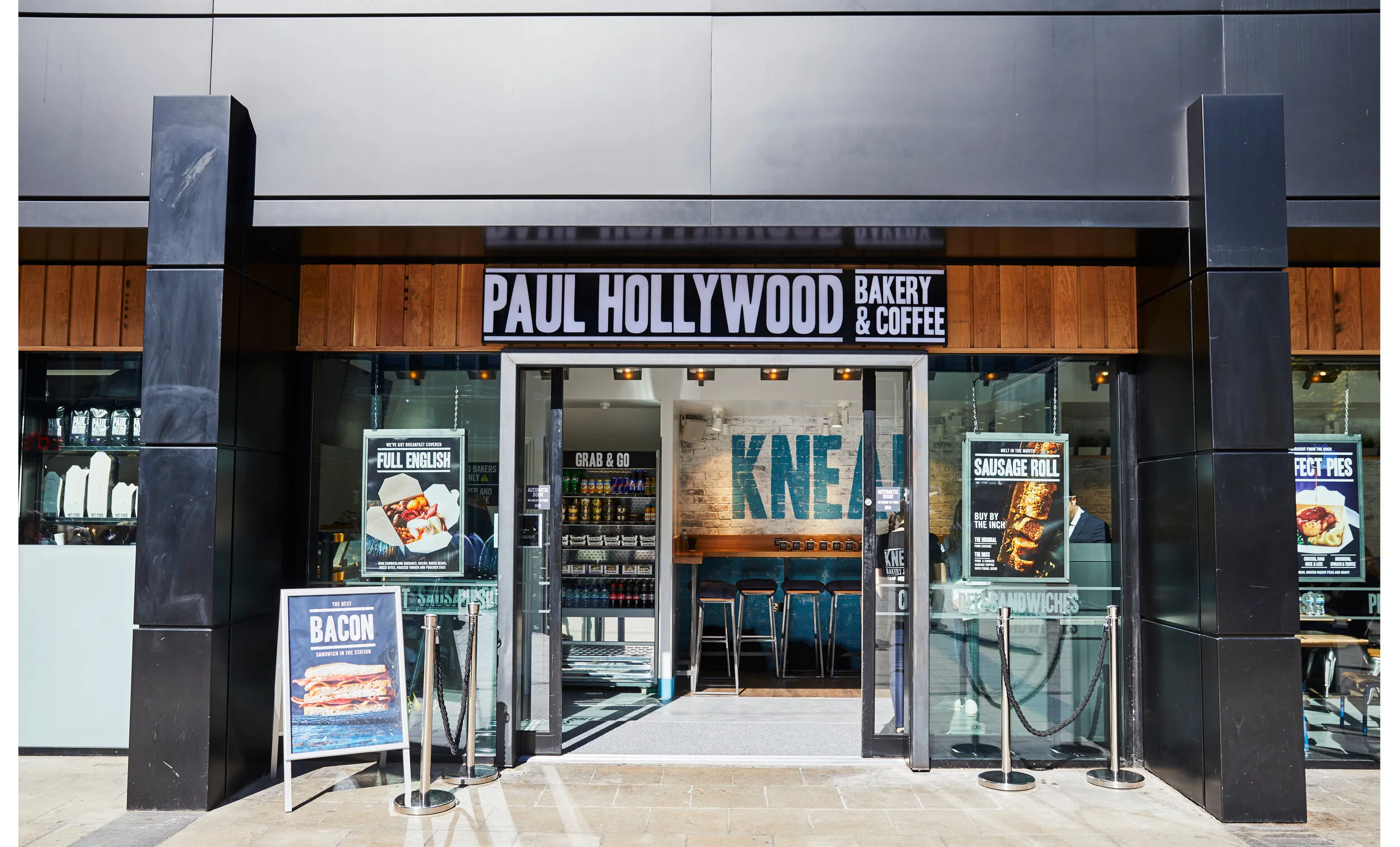 PAUL HOLLYWOOD CONTENT PHOTO 1.jpg
