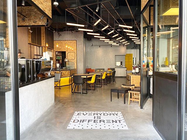 AROUND THE BLOCK| Al Wasl road. Check it out... Hashtags: #aroundtheblock #dubaidesigners #teamyamjam #cafedesign #interiordesignstudio #yellow #lovedesign #cafedesign #restaurantdesign #mydubai #dubaidesign #interiordesigner