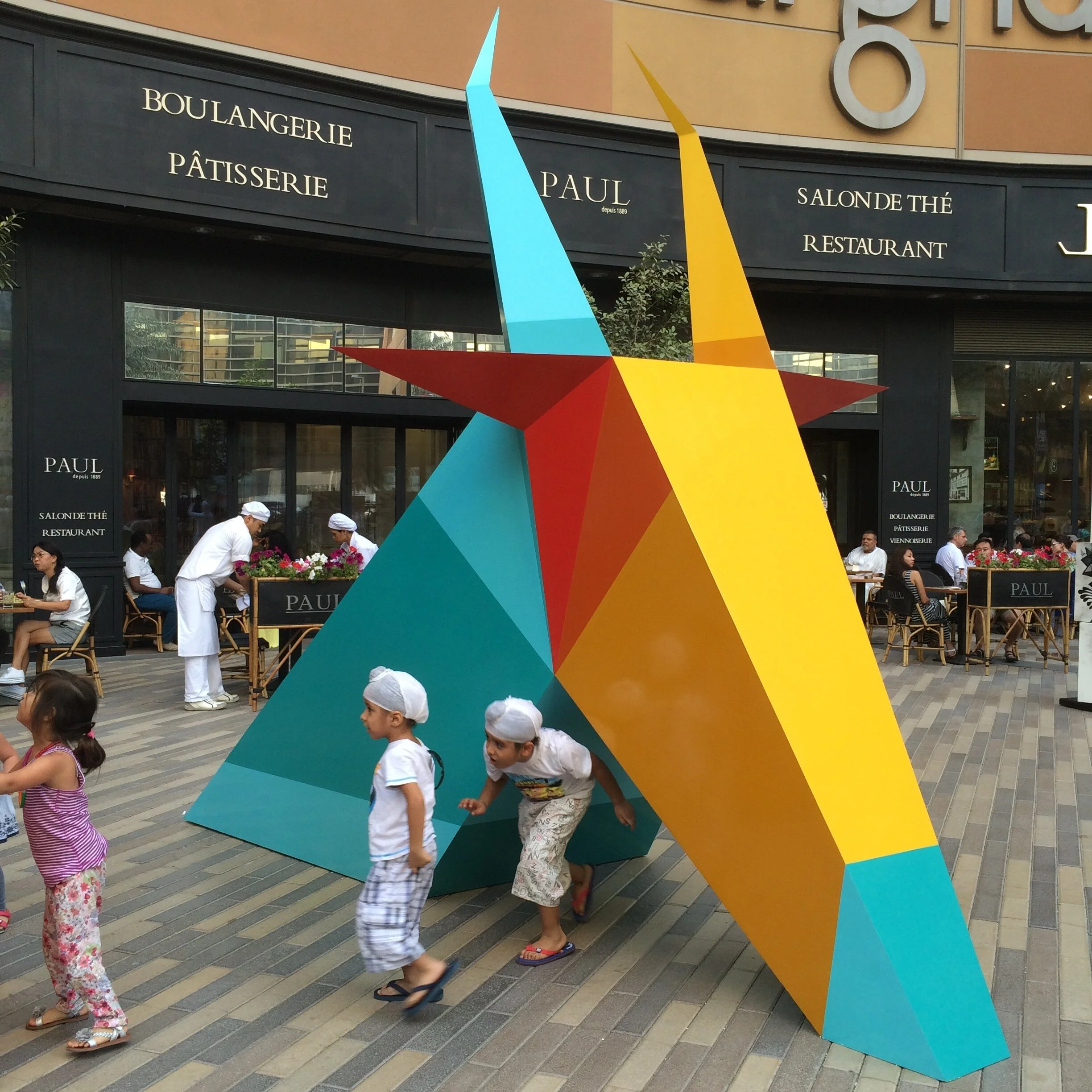 dxb_gazelle_sculpture.JPG