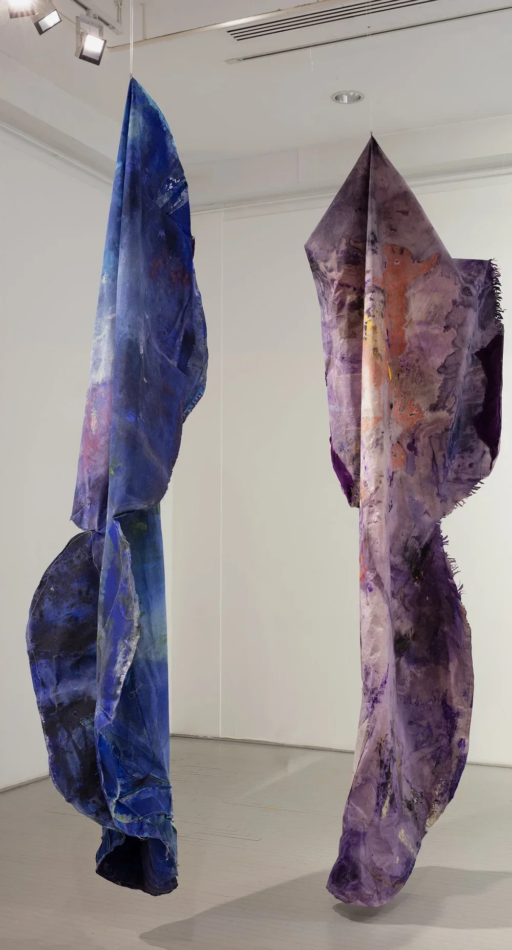 Kyyneleet / Tears, Empty Tears, 2024, 2 x 300 x 140 cm, acryl, oilpastel and collage on canvas. Photo: Jussi Tiainen (Copy)