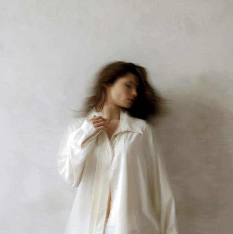 THE WHITE SHIRT - A BLANK CANVAS 