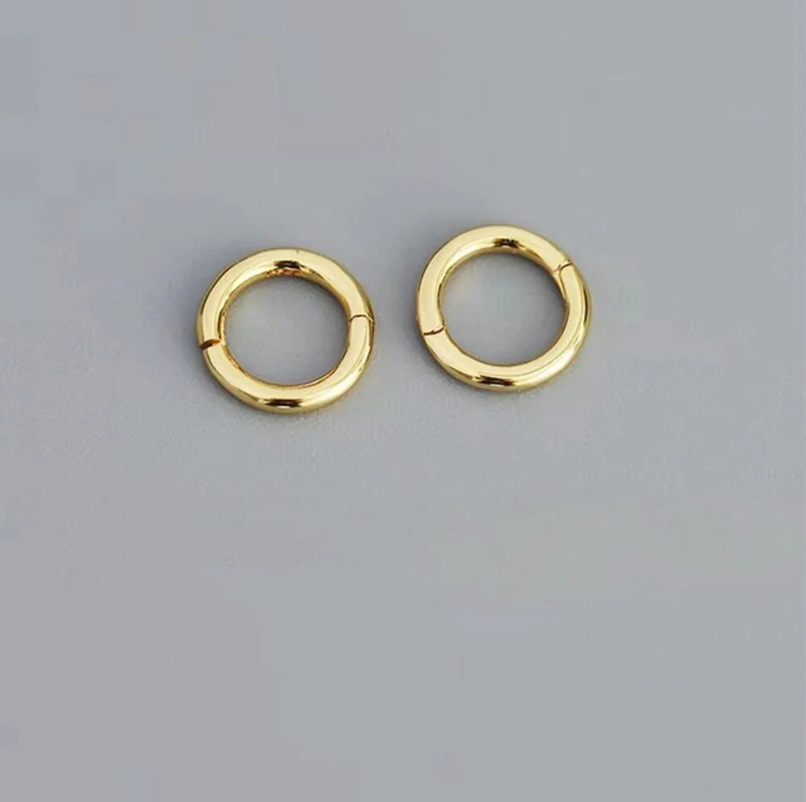 SNB Gold plated 8mm Huggies