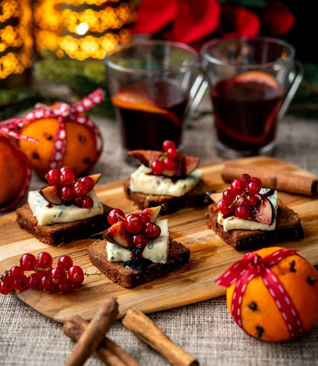 Pain d´Épice med Gorgonzola och glöggsirap