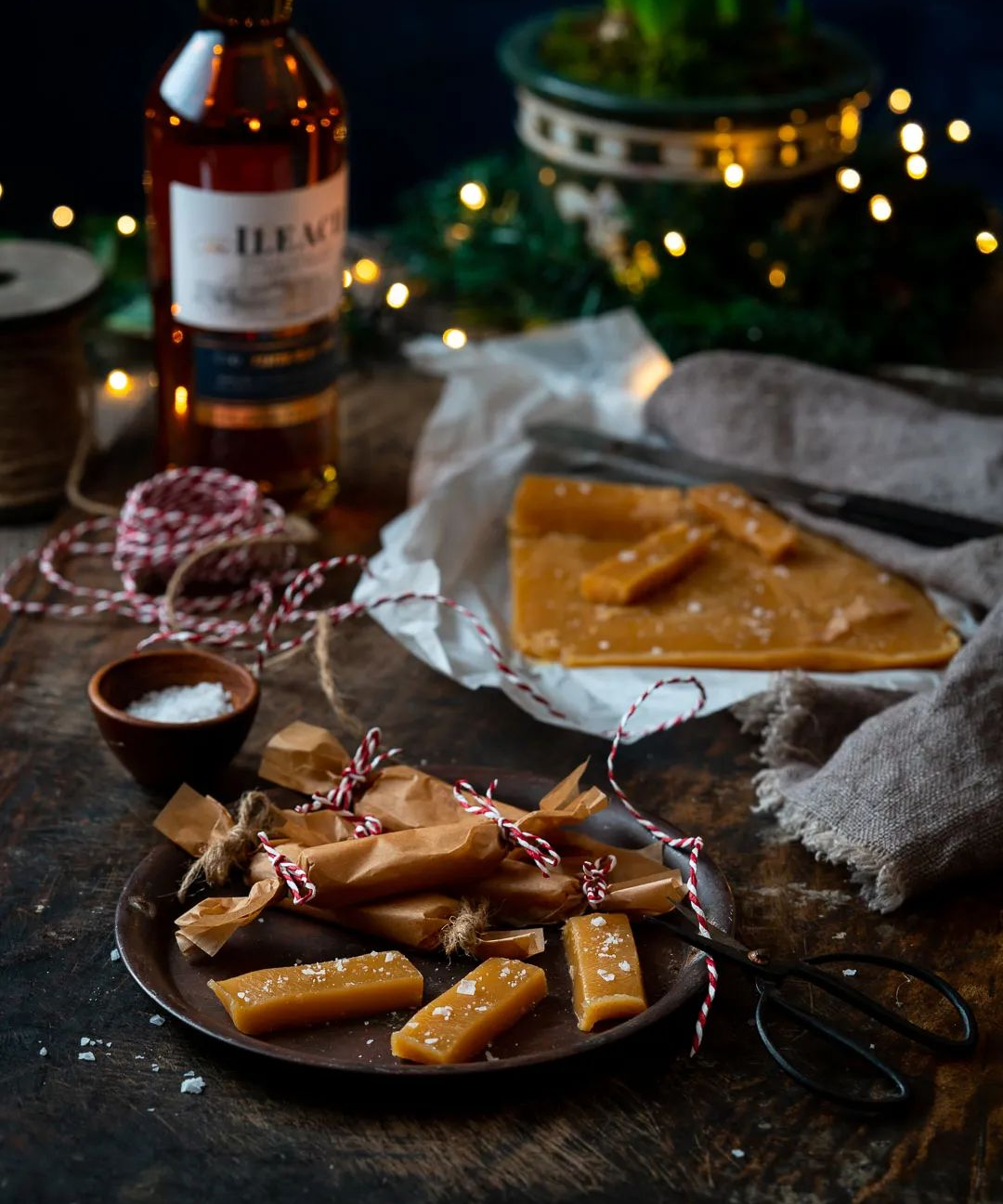 Smörkola med whisky och havssalt