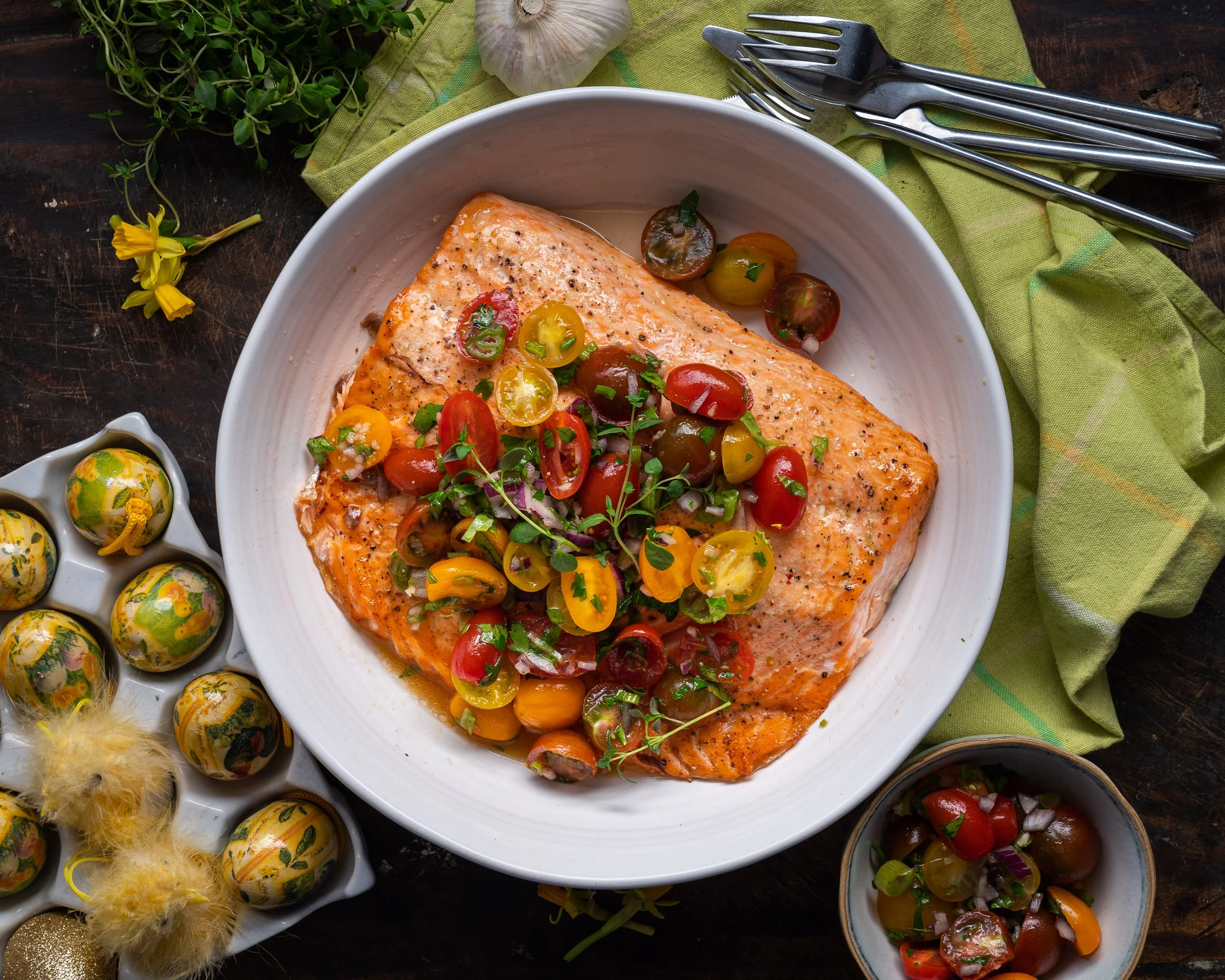 Ugnsbakad lax med tomatsalsa 