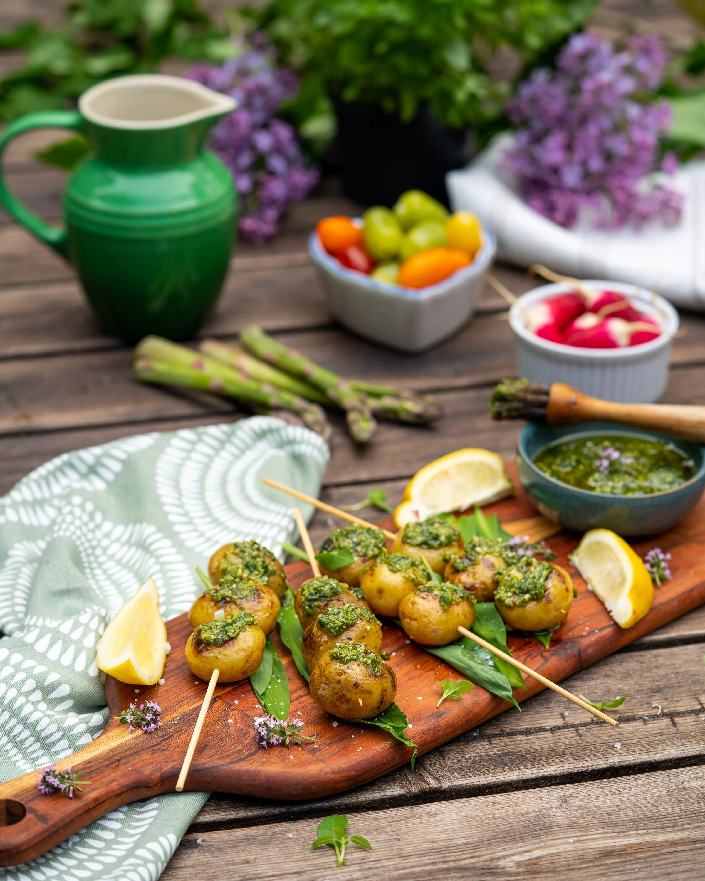 Nypotatisspett med örtröra