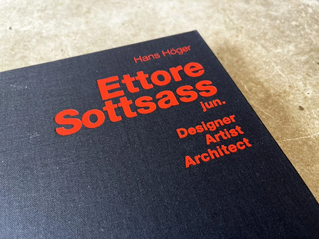 LIVRO Ettore Sottsass 2.jpg