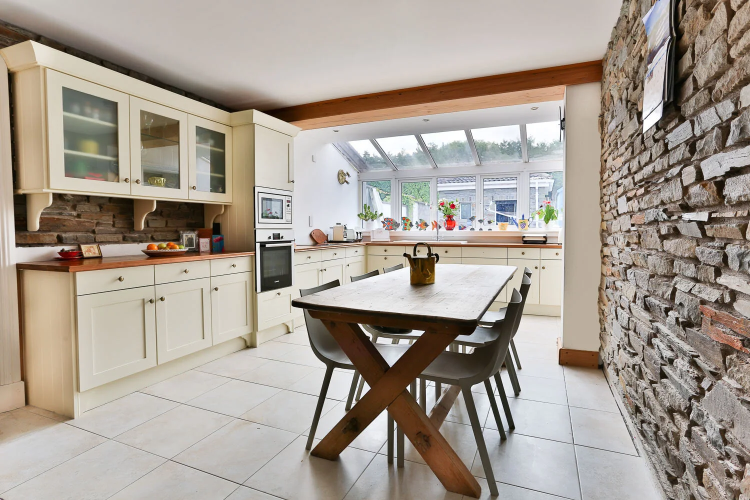 Kitchen 1.1.jpg