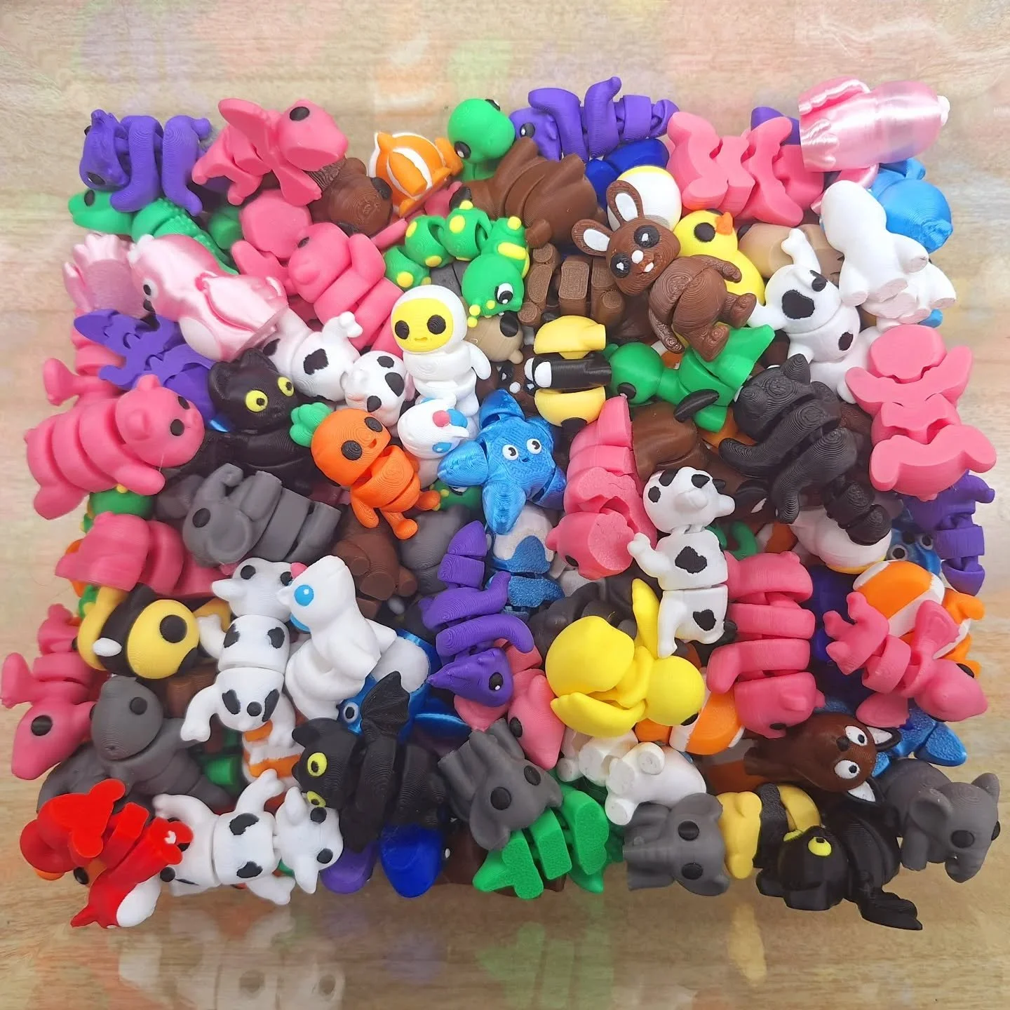 🎉JUST FOR FUN🎉

⁉️How many JIGGLE PALS do you think are in the Jiggle Pal tub?⁉️

Pop your guesses in the comments.

It's STOCK TAKE week here at The Trading Post, and we are counting every single toy, game, gift, book, wetsuit, bodyboard, birthday