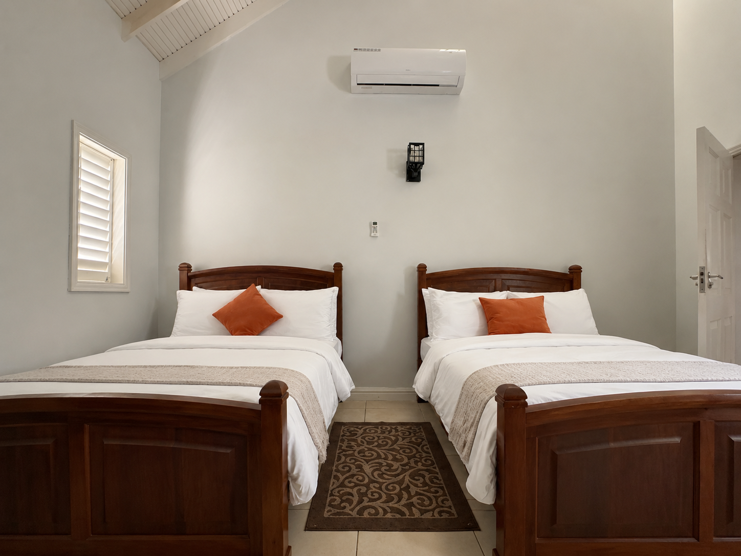 casa verde - bedroom 3.PNG