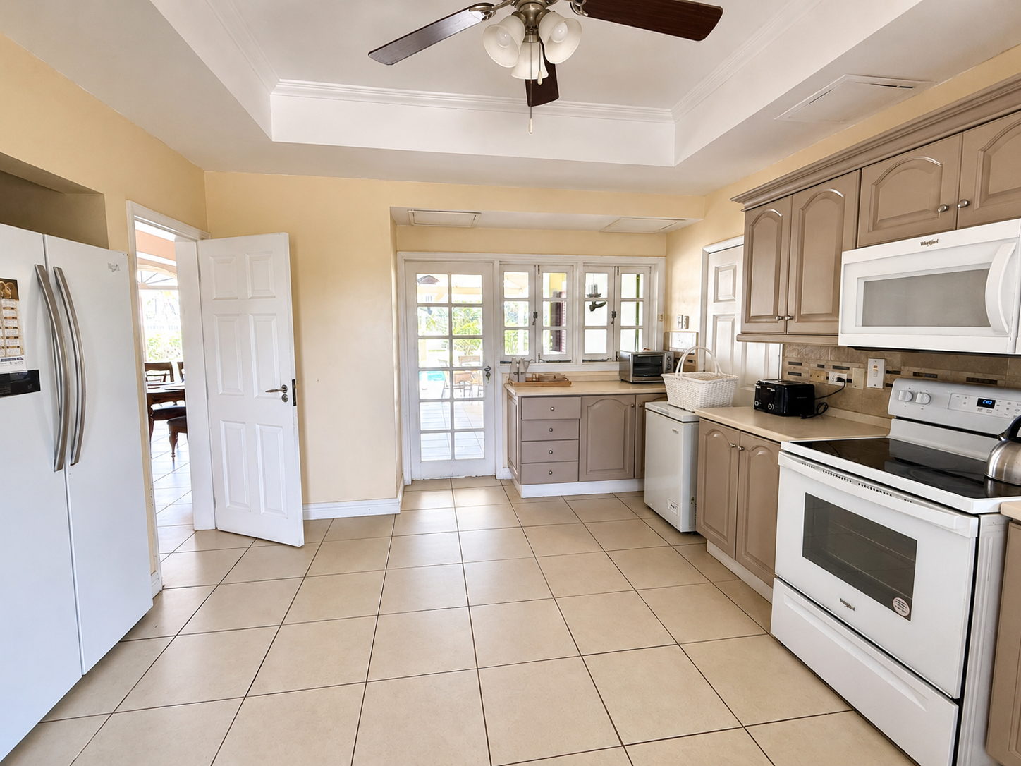 casa verde kitchen.PNG