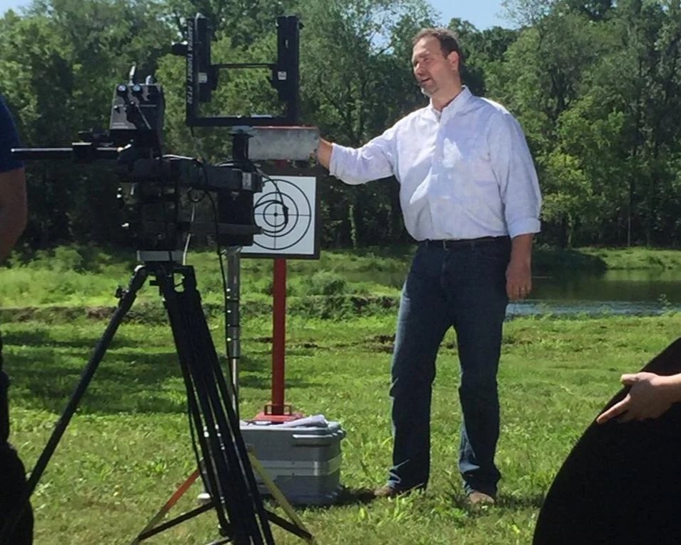 Behind The Scenes - Dave Crockett with Roy Schneider