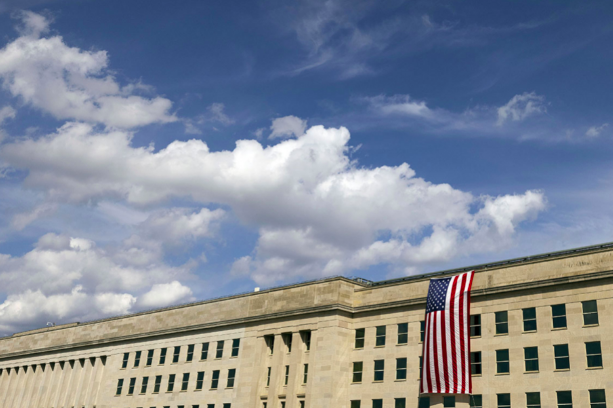 Pentagon Issues Rules Aimed at Stopping Rise of Extremism