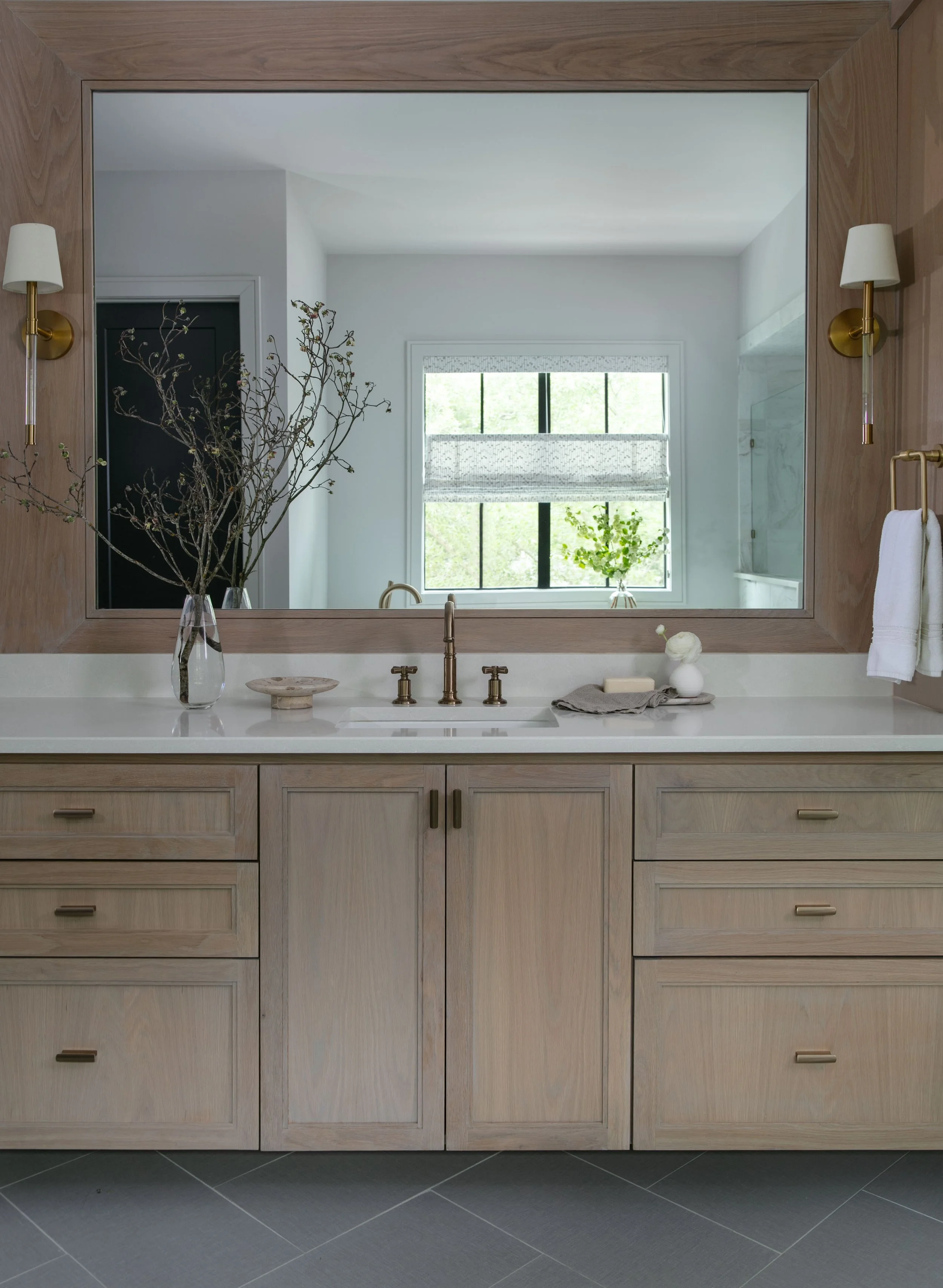 Master-Bath-Vanity-WEBbarryknoll (1).jpg