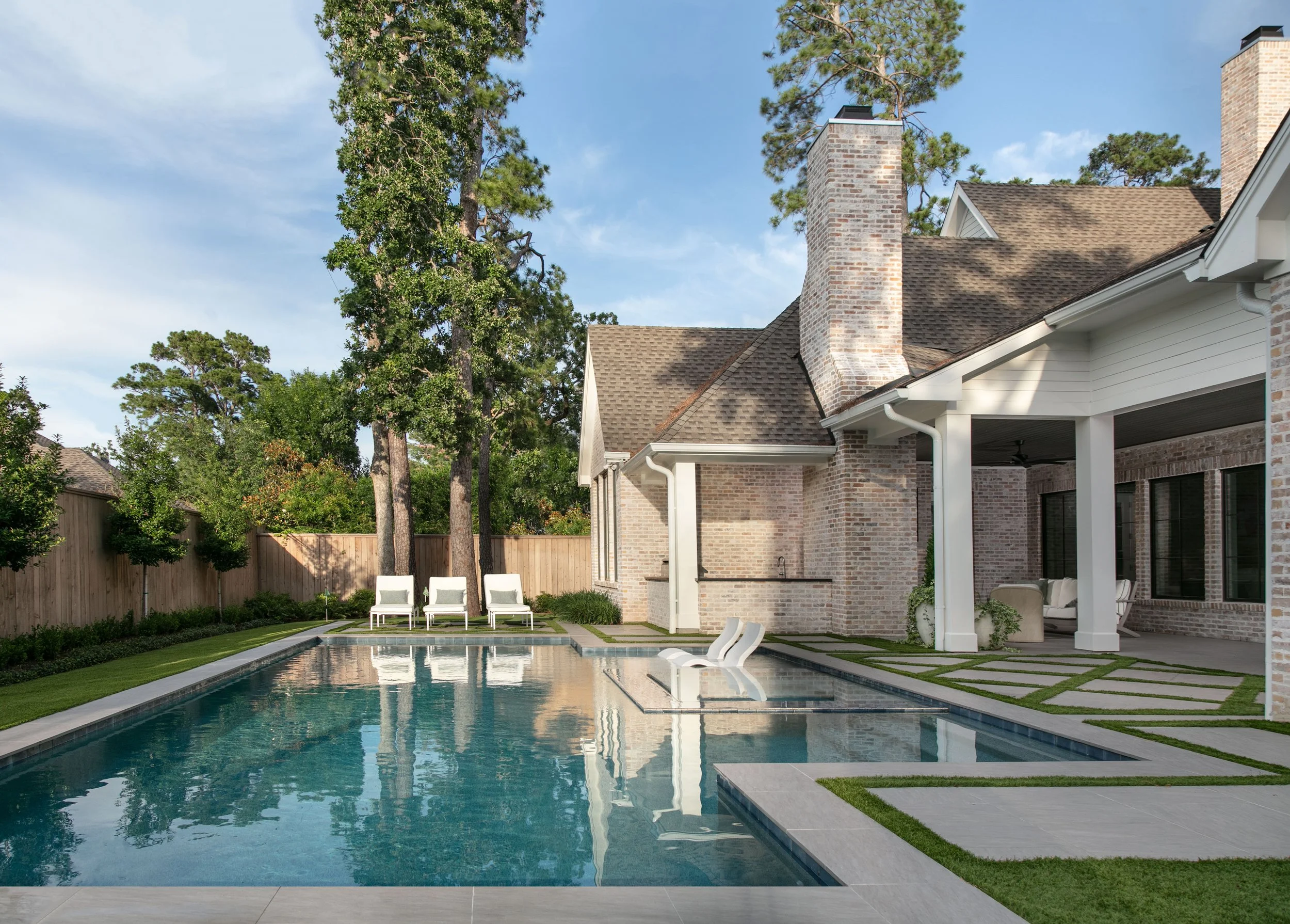 Highwood-Pool-WEB.jpg