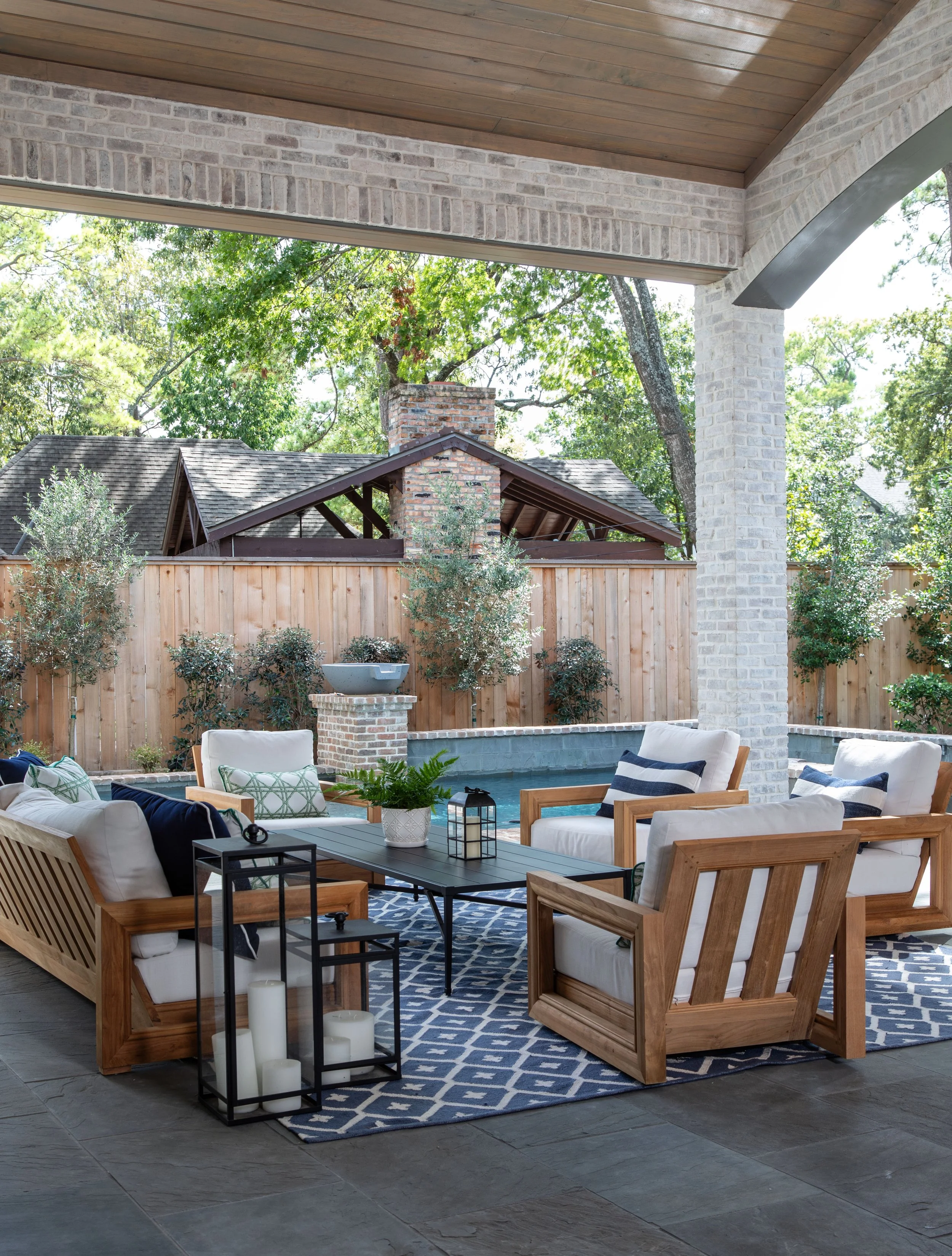Outdoor-Living-WEB (2).jpg