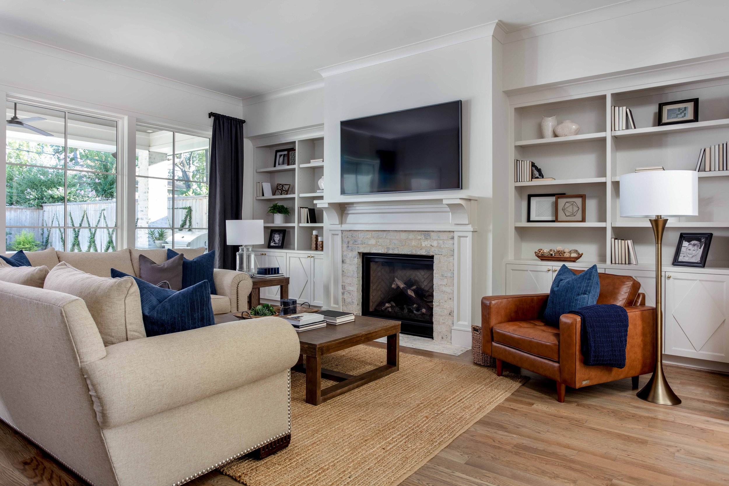 Living Room WEB.jpg