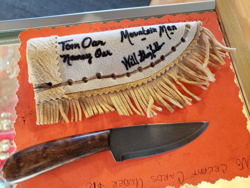 Tom Oar signed knife — Wild Beaver 