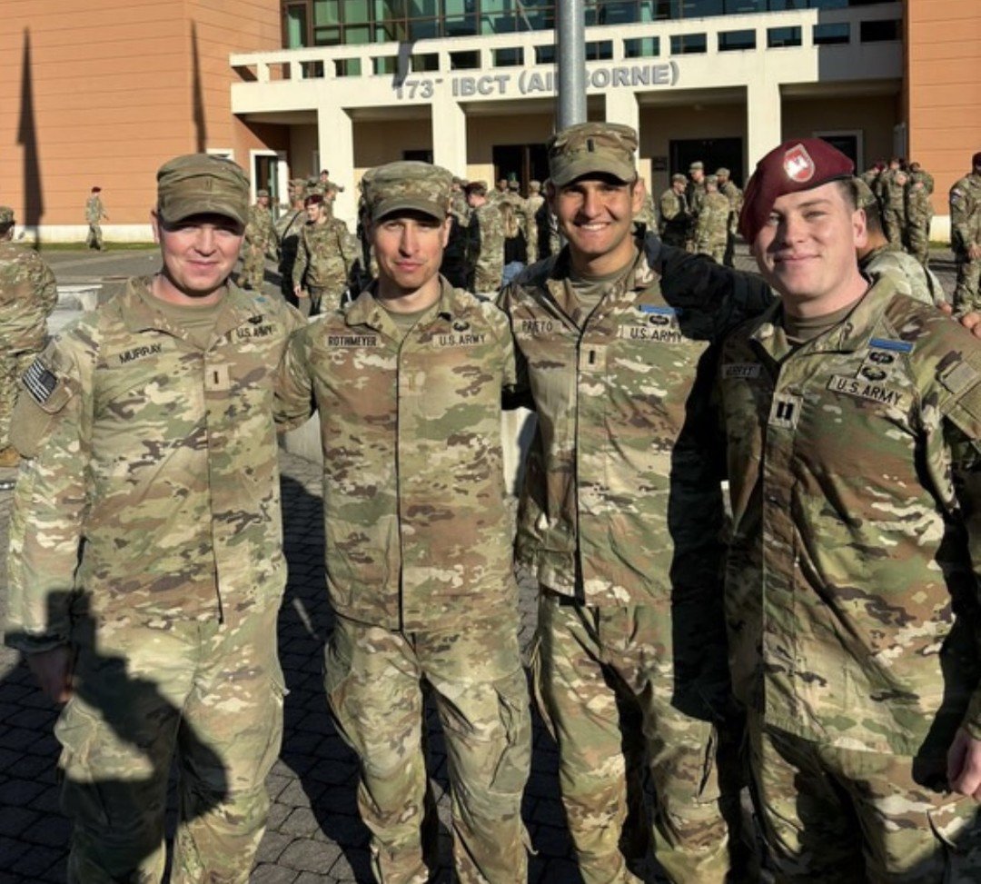 Happy Veteran's Day from the Paul Revere Battalion! Today we honor those who served and are currently serving in the U.S. Armed Forces. 
Today we would also like to recognize PRB Alumni CPT Pat Murray, HVD '20, 1st LT Mateo Prieto, Tufts '22, 1st LT 