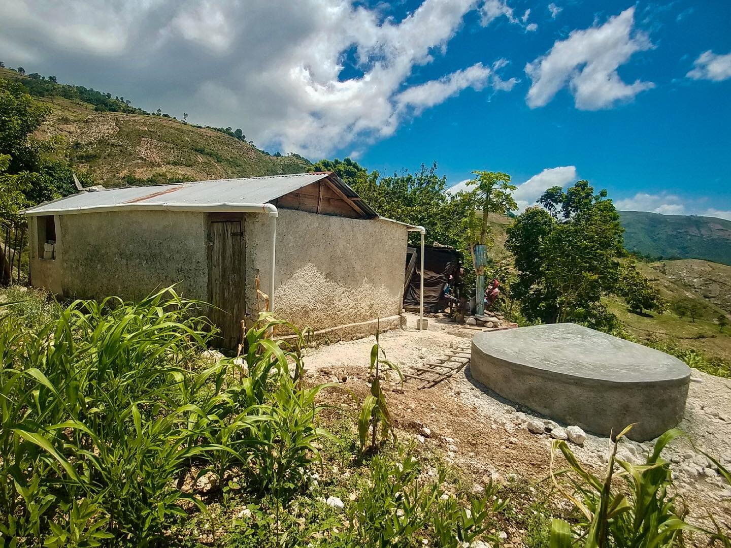 We have increased our productivity each year since we began building #rainwaterharvesting systems (RHS) in 2016 (see below). This is the village of Bizon, #Haiti; over 300 people now have permanently improved access to water &hellip; #bonbagay! 🇭🇹 