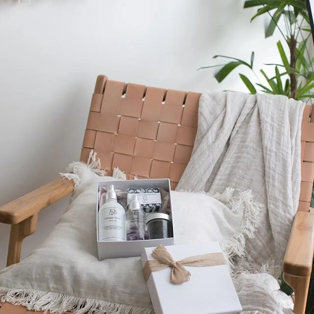 Shining Mia gift sets online! 🌿💫
or have something else special in mind? Feel free to send me an email and we can  have a chat about making the perfect box for YOU! 🤍