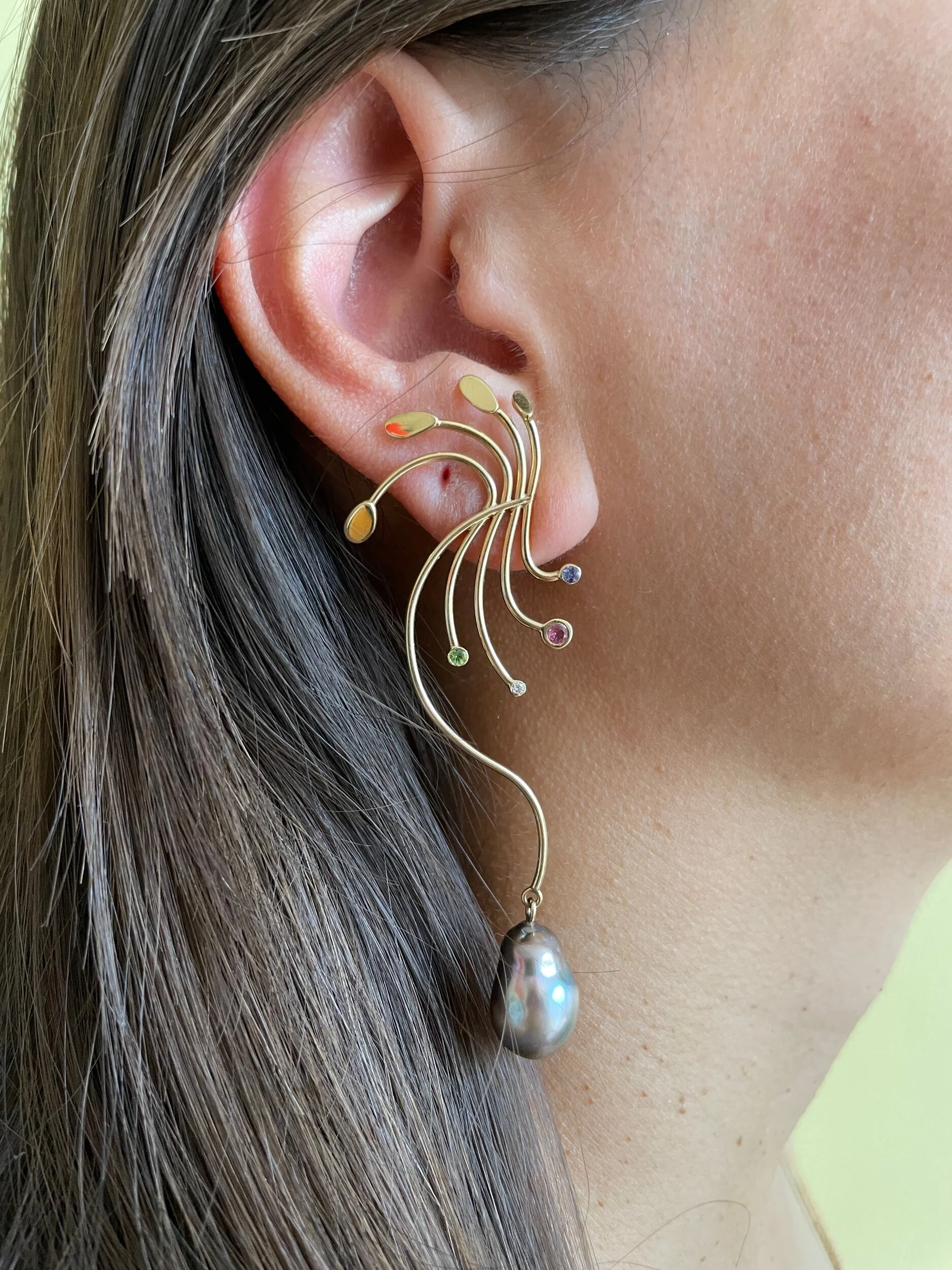 98F9906A-4A5C-42AB-BA96-87AA4C947C38