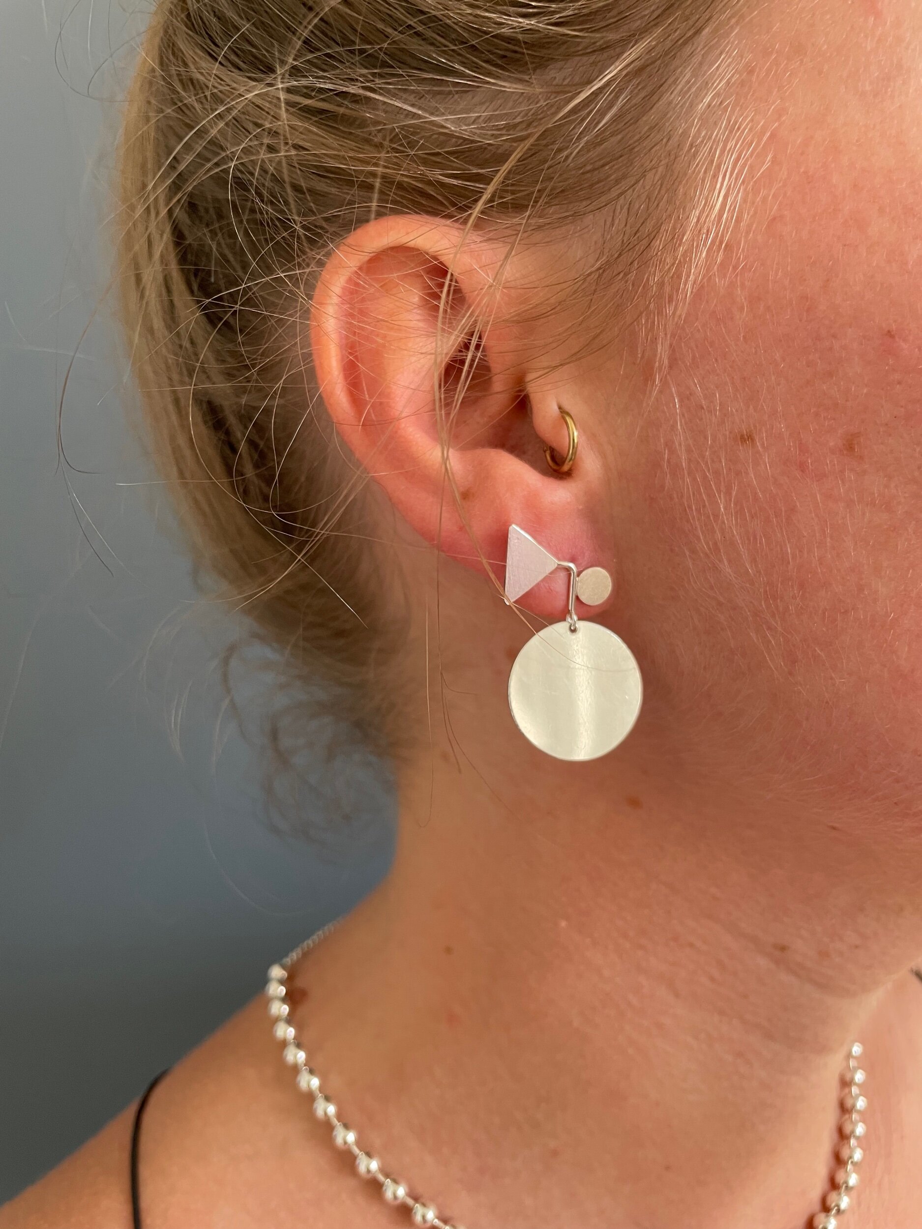 A3967AD1-AFE6-46E2-AC44-4292481D3B23