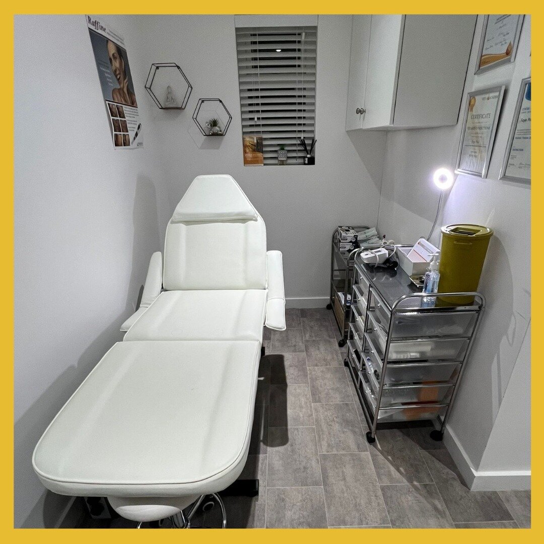 𝕎𝔼𝕃ℂ𝕆𝕄𝔼 𝕋𝕆 𝕄𝕐 ℂ𝕆𝕊𝕐 ℂ𝕃𝕀ℕ𝕀ℂ

Step into a world of beauty and wellness at Revitalize Skin &amp; Vitamins in Amersham! 🌿 

Nestled in the heart of Amersham. here's a sneak peek of my small but perfectly formed sanctuary, complete with pr