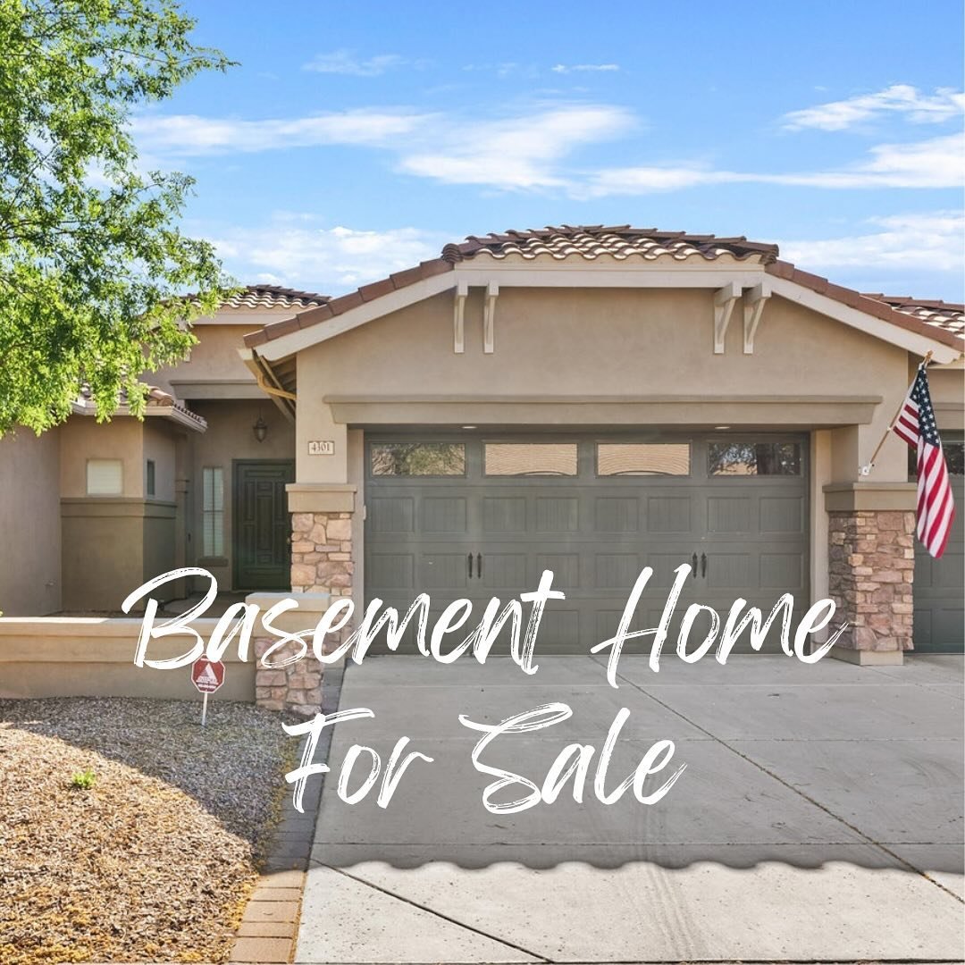 BASEMENT HOME IN ARIZONA 🌟
5bdrm, 3.5bath with additional flex space making it an optional 6bdrm 
📍F O R SALE📍
Pool, with workable size backyard,
fresh white interiors, super clean and lovely floors!&nbsp;✅✅✅

✨✨Located at McQueen &amp; Ocotillo&n