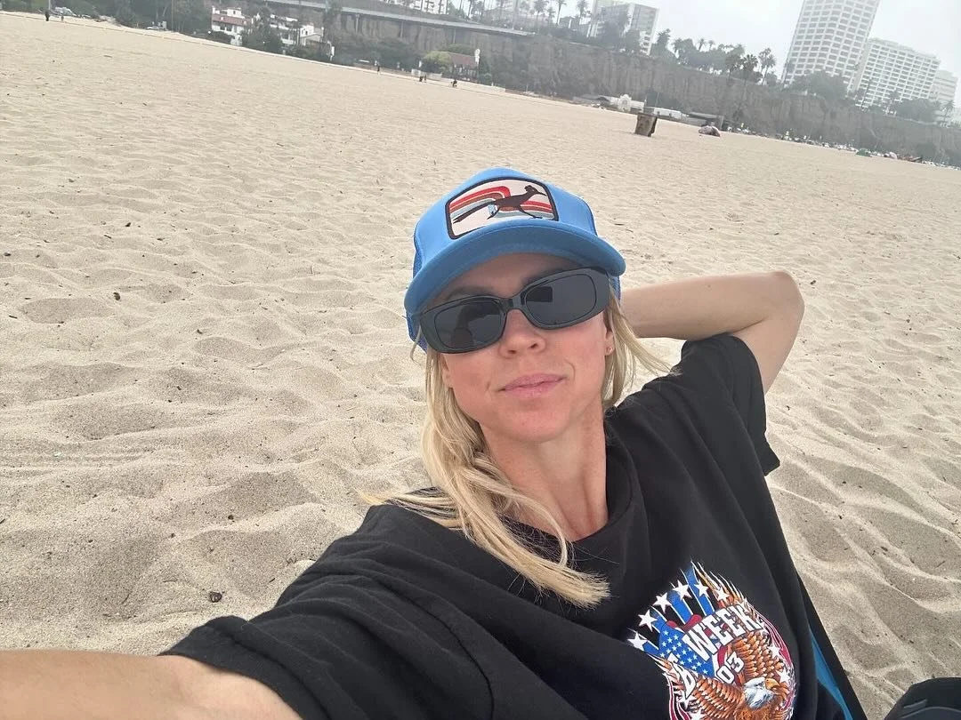 Back from the beach &amp; ready for the heat ❤️✨

Can we all agree that vacation time is the ultimate way to reset &ldquo;all the things&rdquo; 🌱🌱CALIFORNIA was good to us this last week☀️ but it&rsquo;s now MONDAY and I am ready for the week! LETS