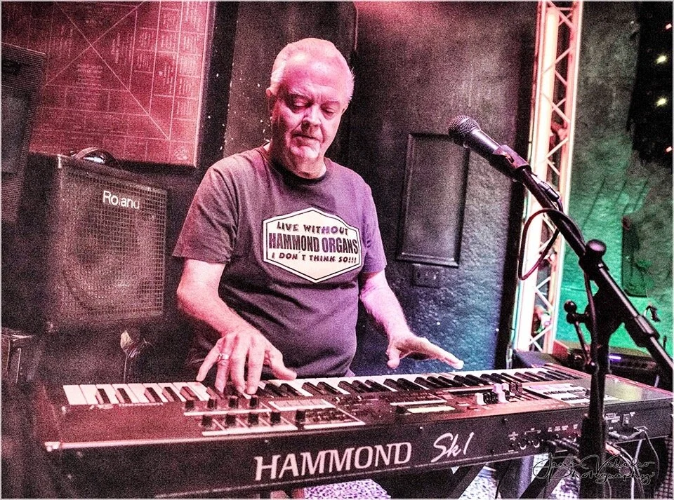 Jim Crossley - Keyboards