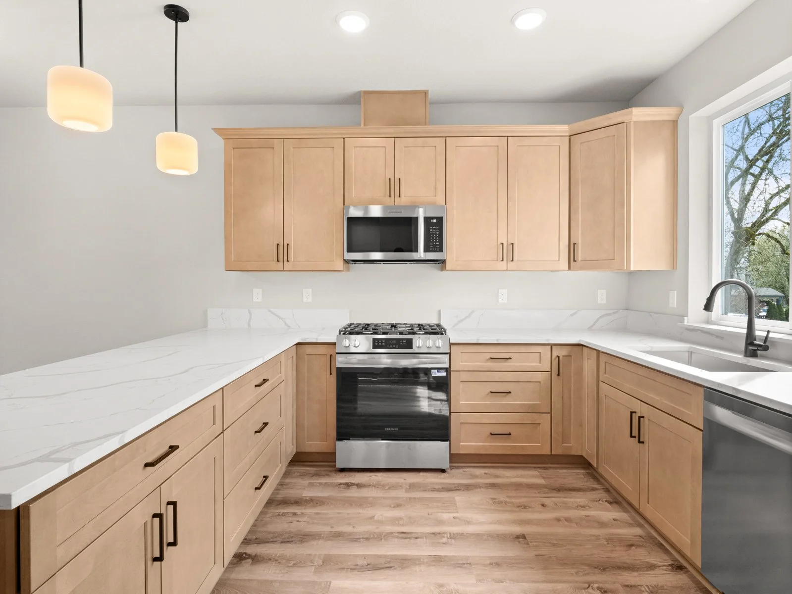 18638 SW Judith Ln B-8.jpg