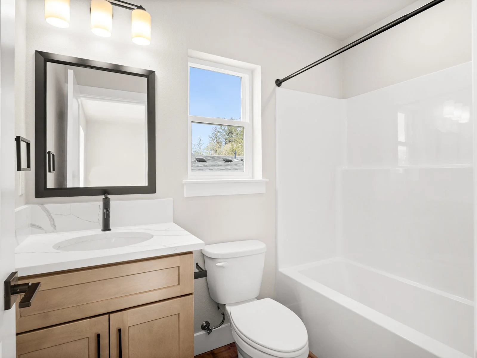 18638 SW Judith Ln B-17.jpg