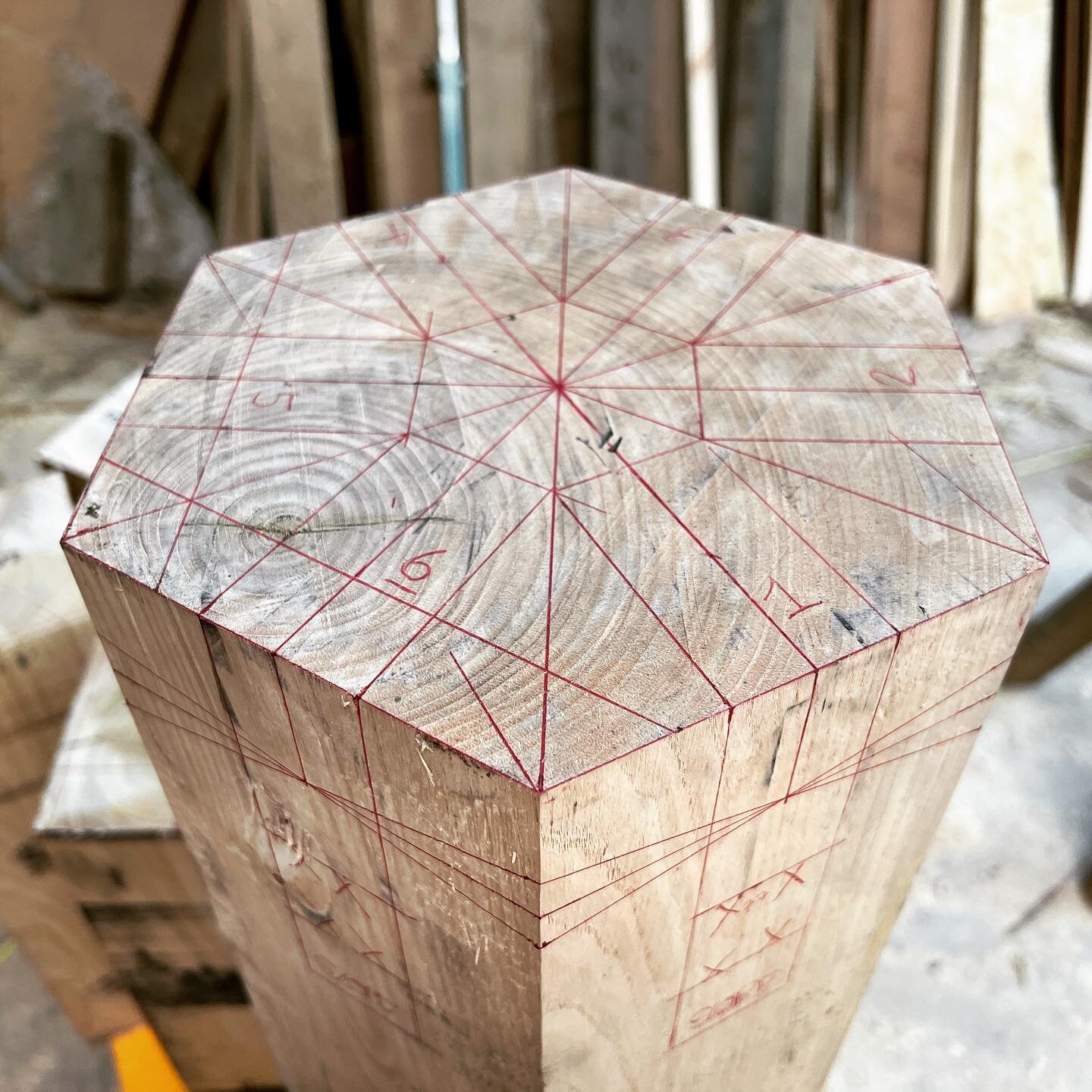 Sweet Chestnut central pendant for a hexagonal roof structure. 

#roofgeometry 
#timberframebuildings
