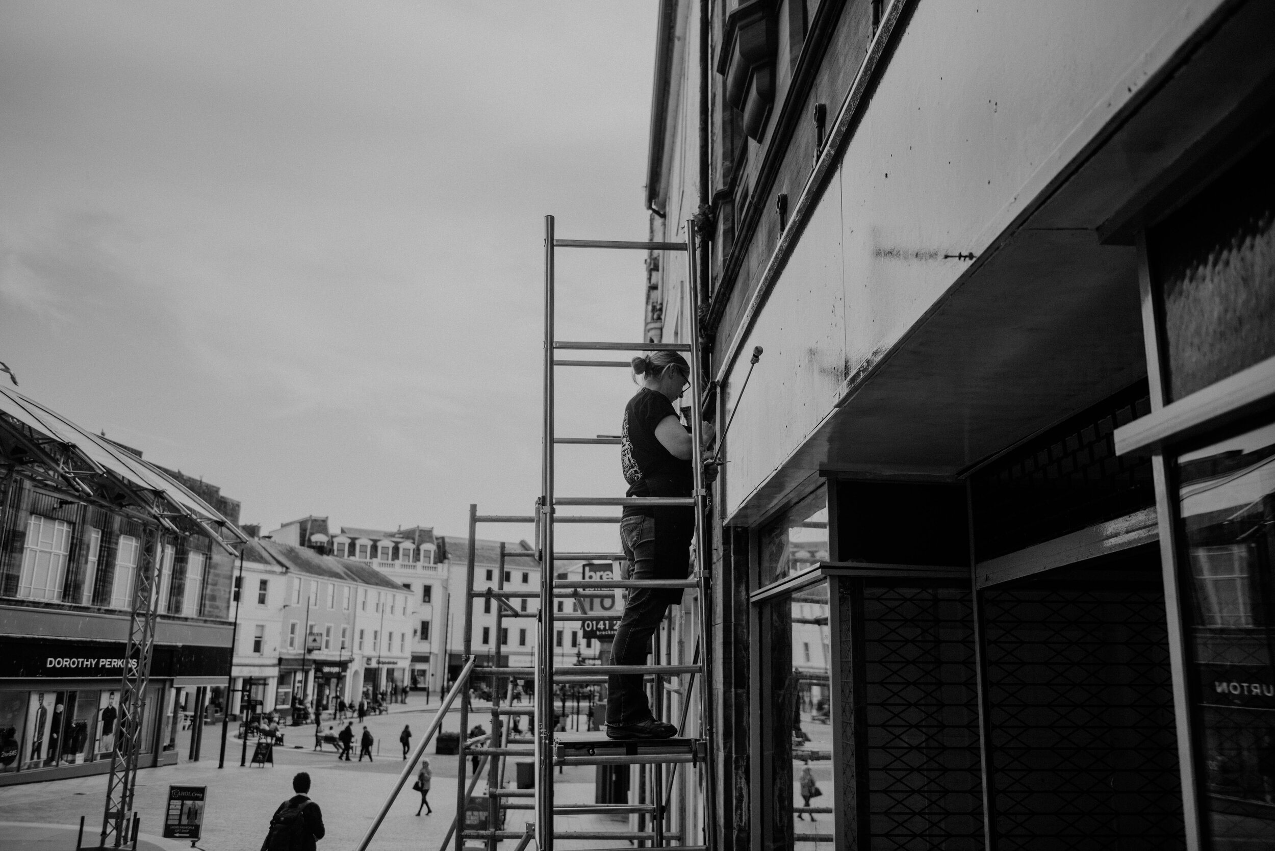Elsewhere_Signwriting_72dpi_16.jpg