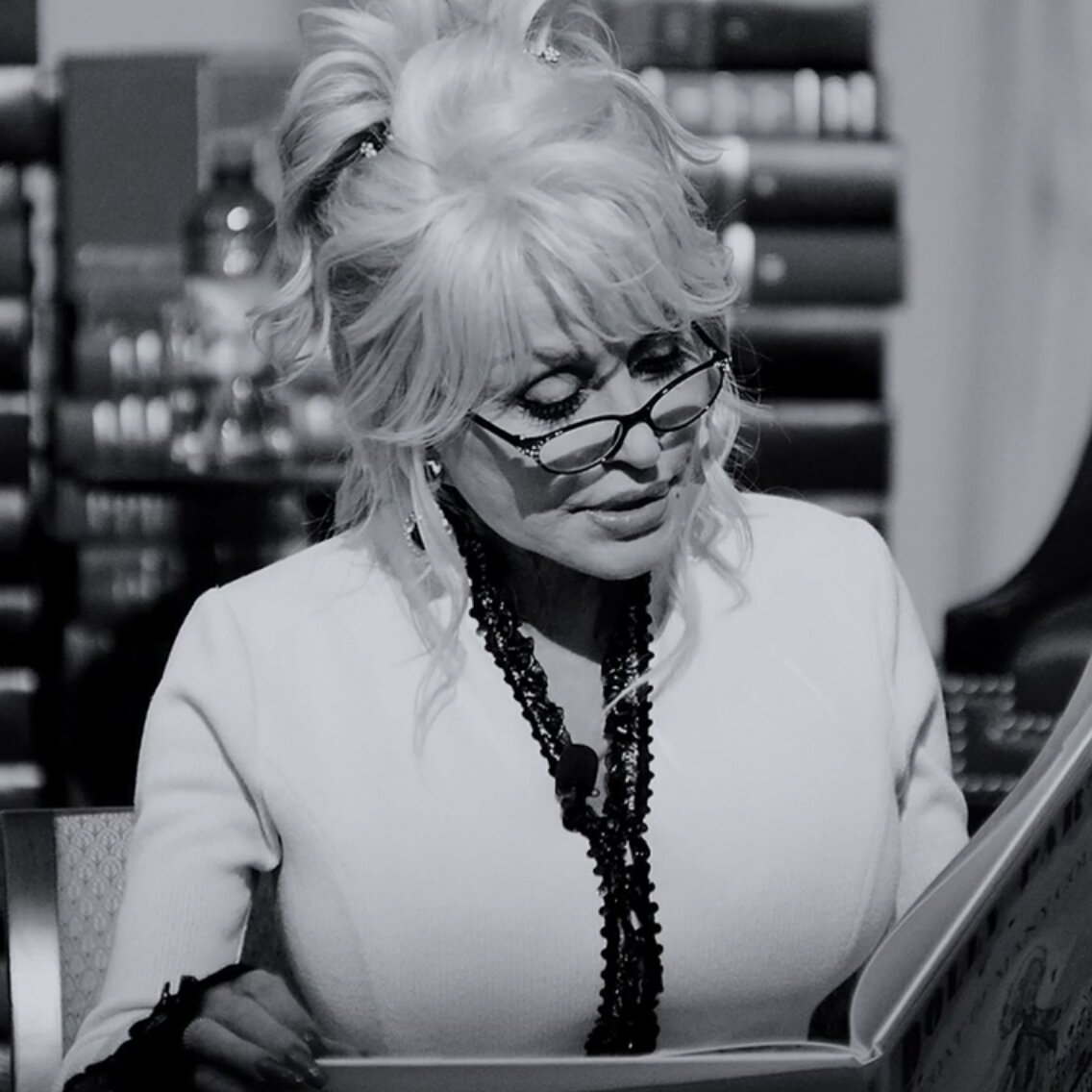Dolly Parton - My Dolly State of Mind