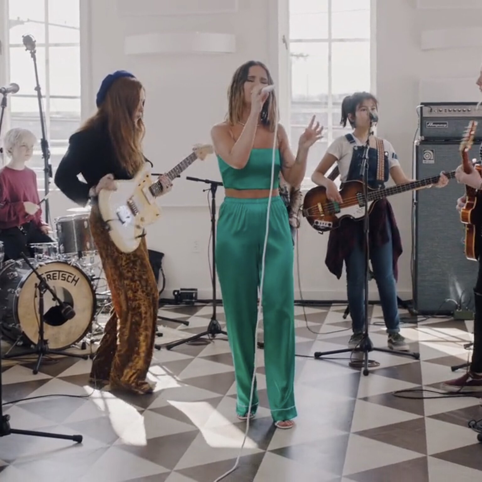 Maren Morris - Girls to the Front
