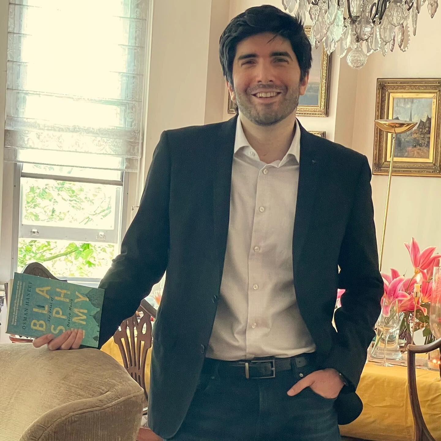 ‪Had a quick 5 question interview with @vowlitfest as part of their effort to showcase the authors shortlisted for the PFC-VOW Book awards. ‬
‪ https://valleyofwords.org/an-authors-word/an-authors-word-osman-haneef/‬

@iamreadomania @shernak 
‪#valle
