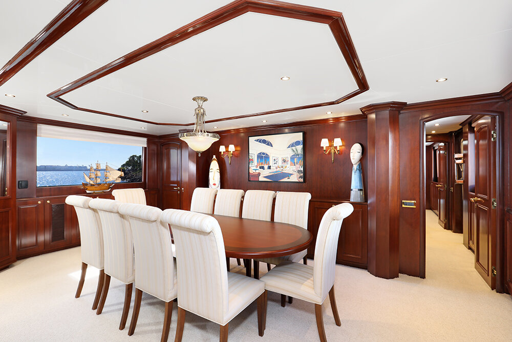 Admiral-XL-Dining-Room.jpg