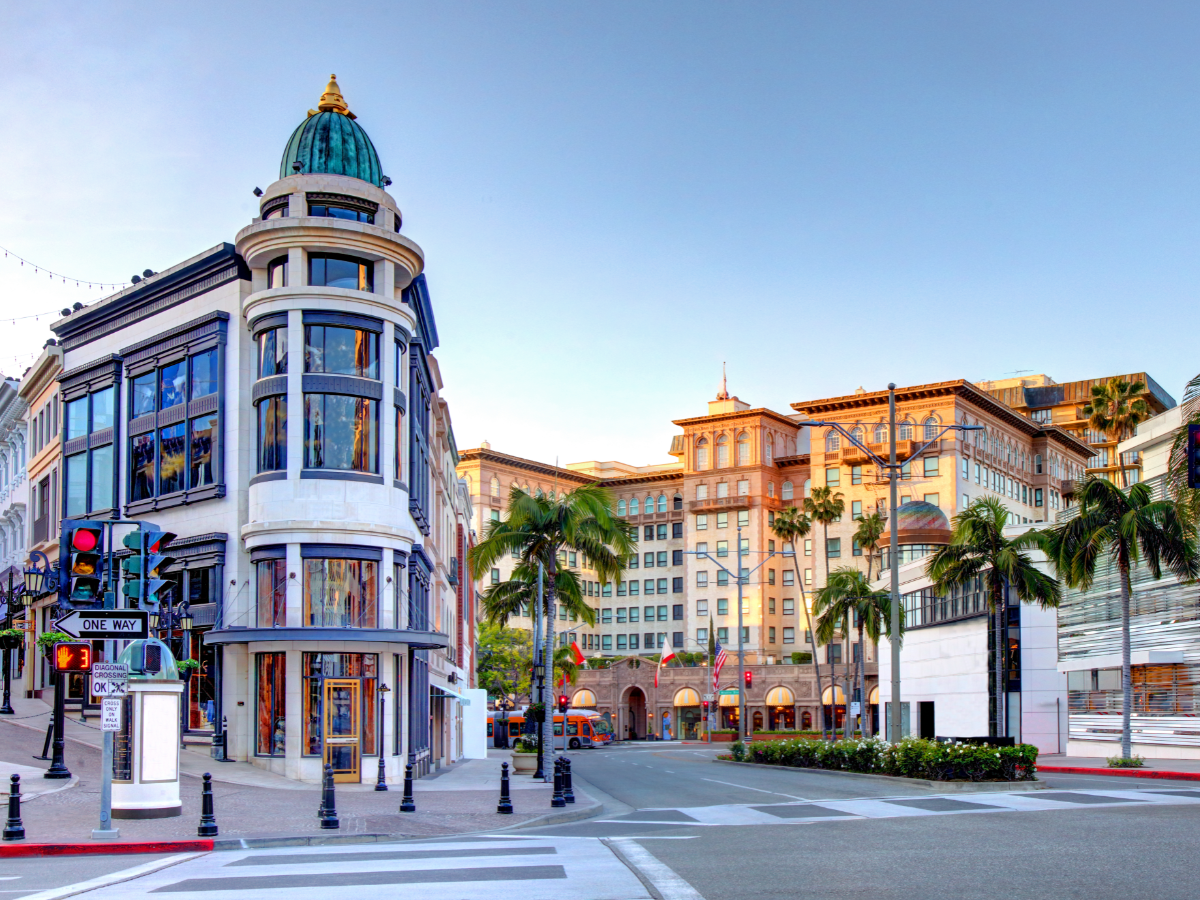 Embrace Elegance: The Definitive Los Angeles Luxury Shopping Guide 
