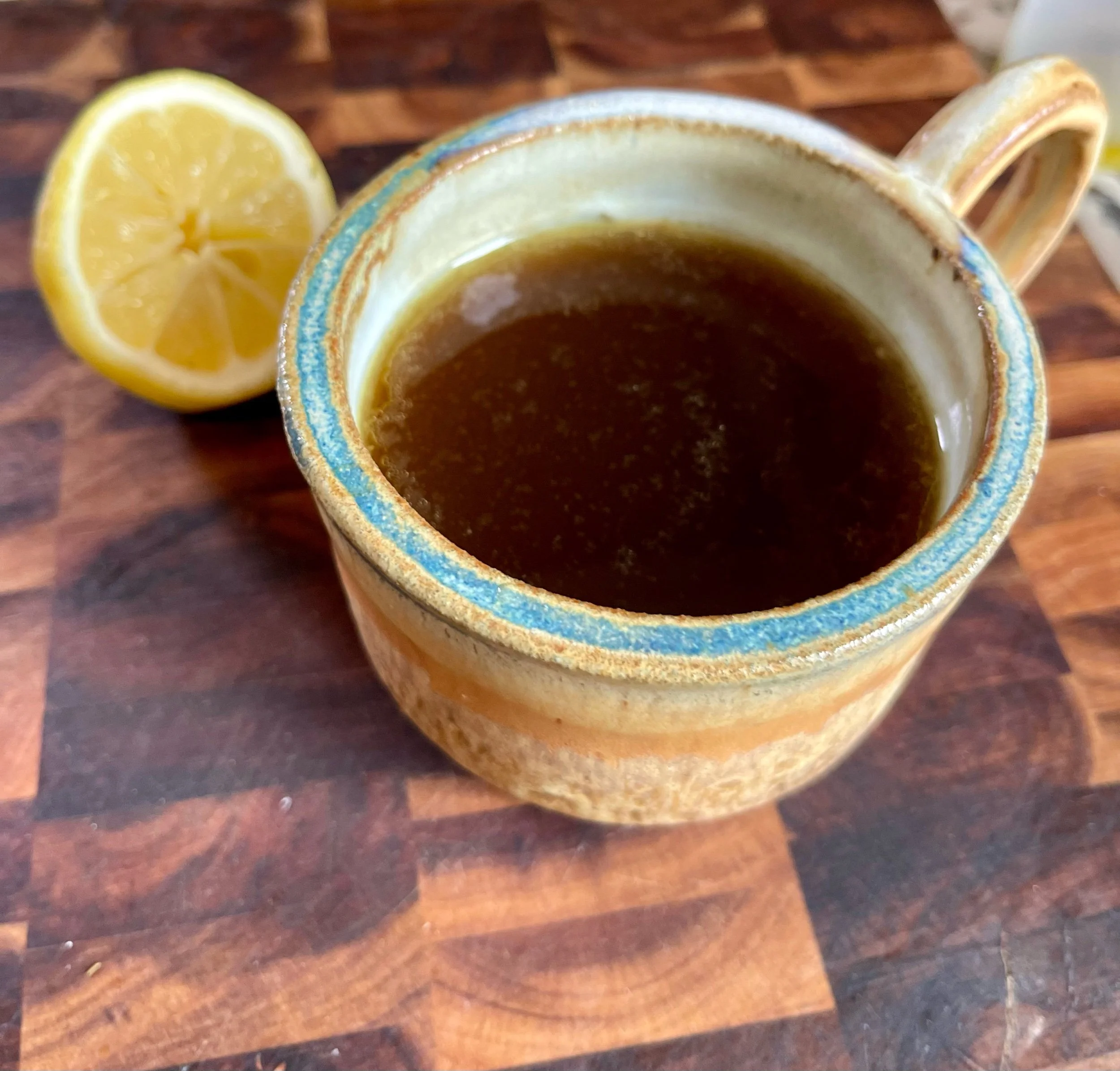 Slow Cooker Anti-inflammatory Bone Broth