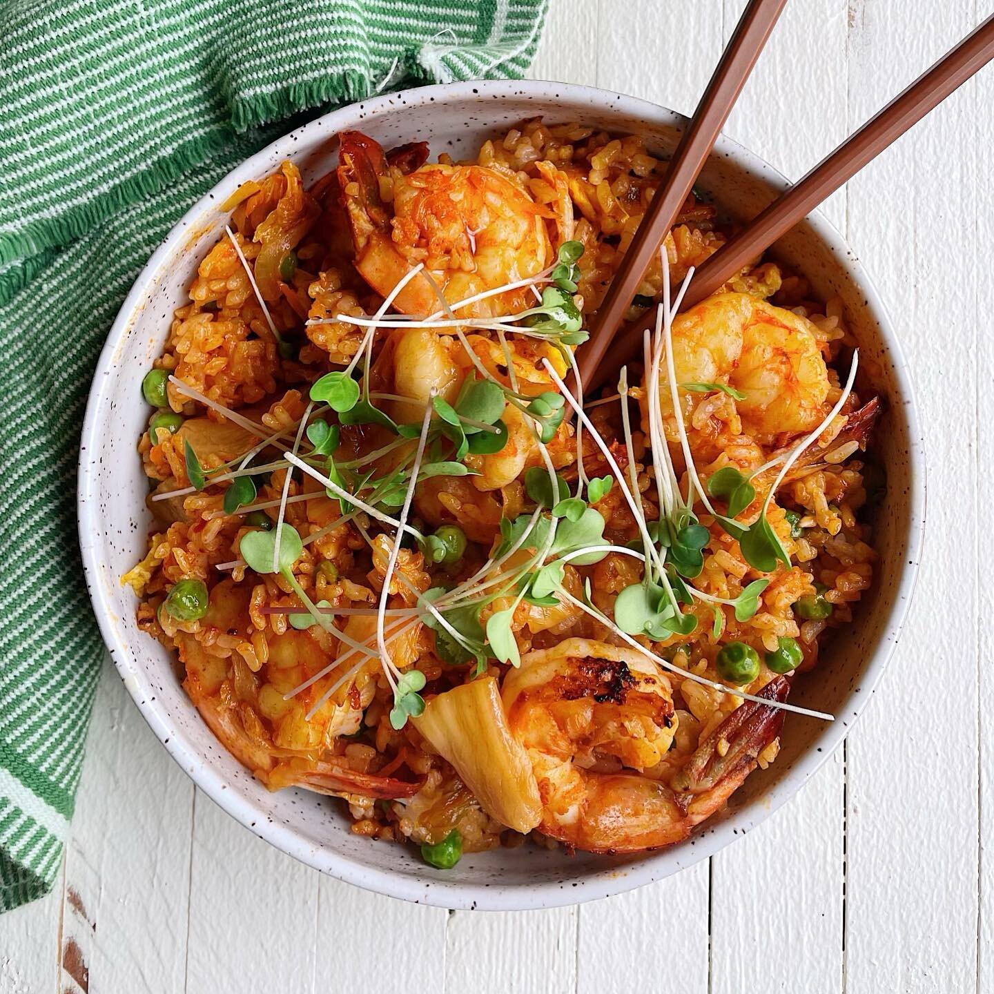 🍤Sign up for the Grub Newsletter to get all my delish recipes before anyone else! {link in bio} 

The April newsletter hits your inbox this Monday and in it you&rsquo;ll find the recipe for this Spicy Shrimp &amp; Kimchi Rice Bowl&mdash; topped with