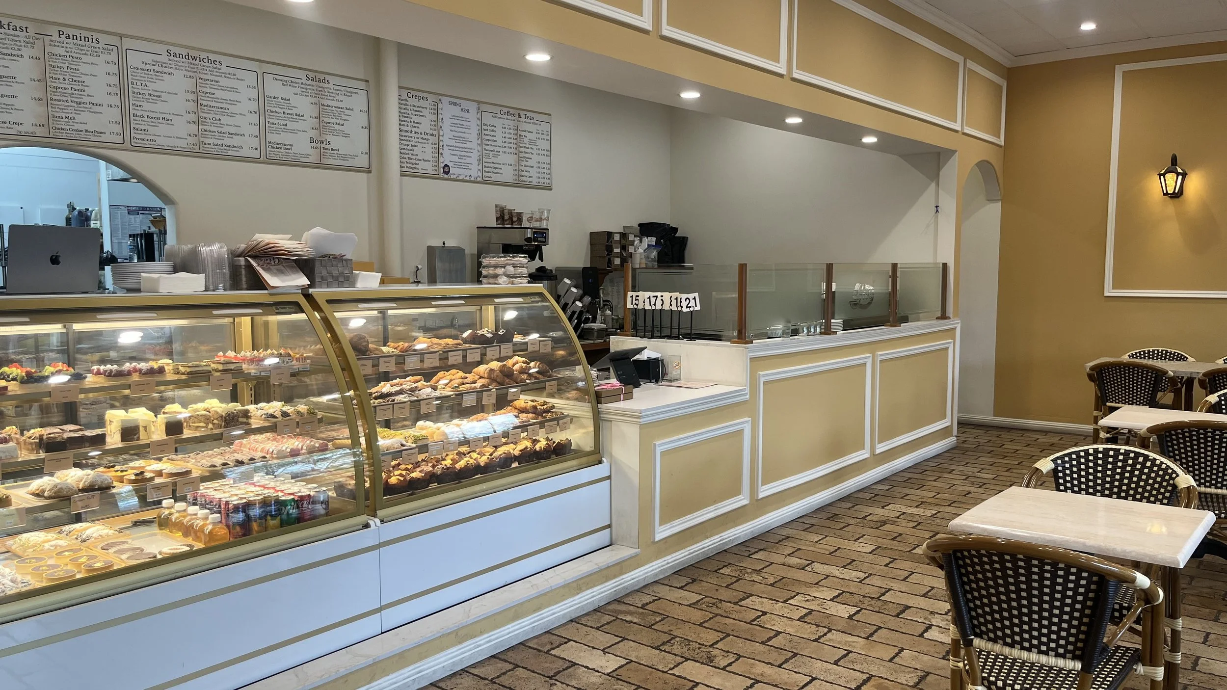 {@if caption}Gallery image