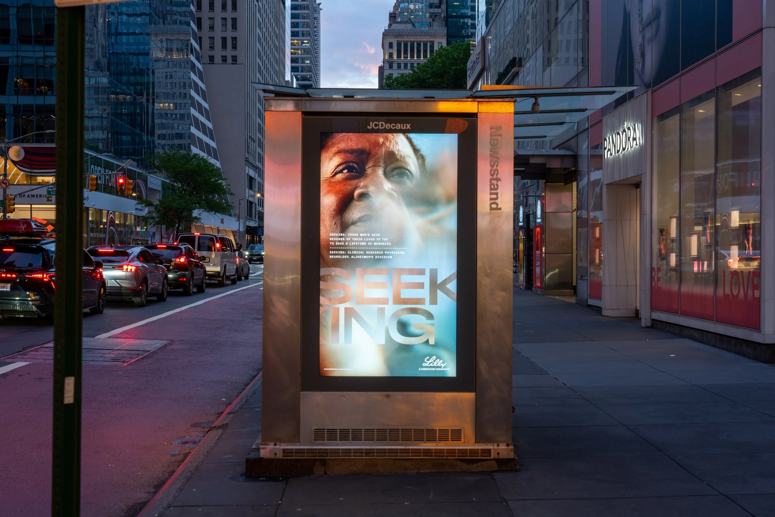 ELILILLY_SEEKING_2025_NY_Newsstands_DSC02907-HDR.jpg