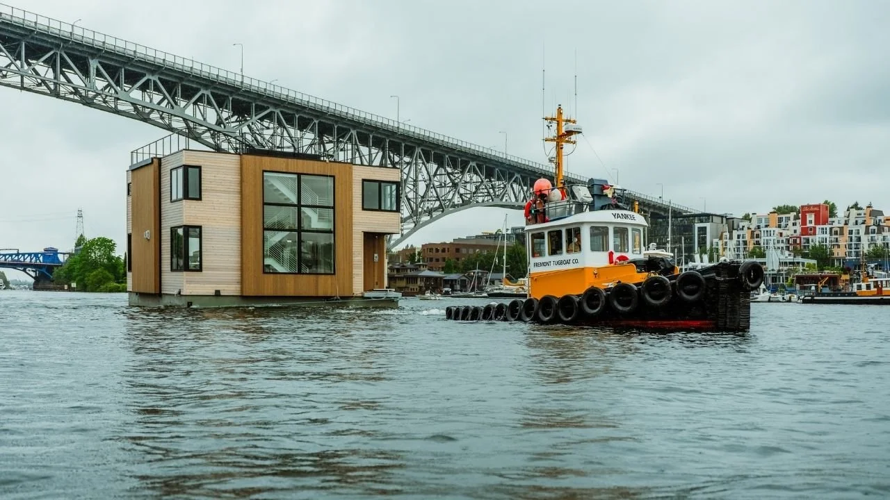 mallard-cove-modern-floating-home-tugboat-transport.jpg.jpg