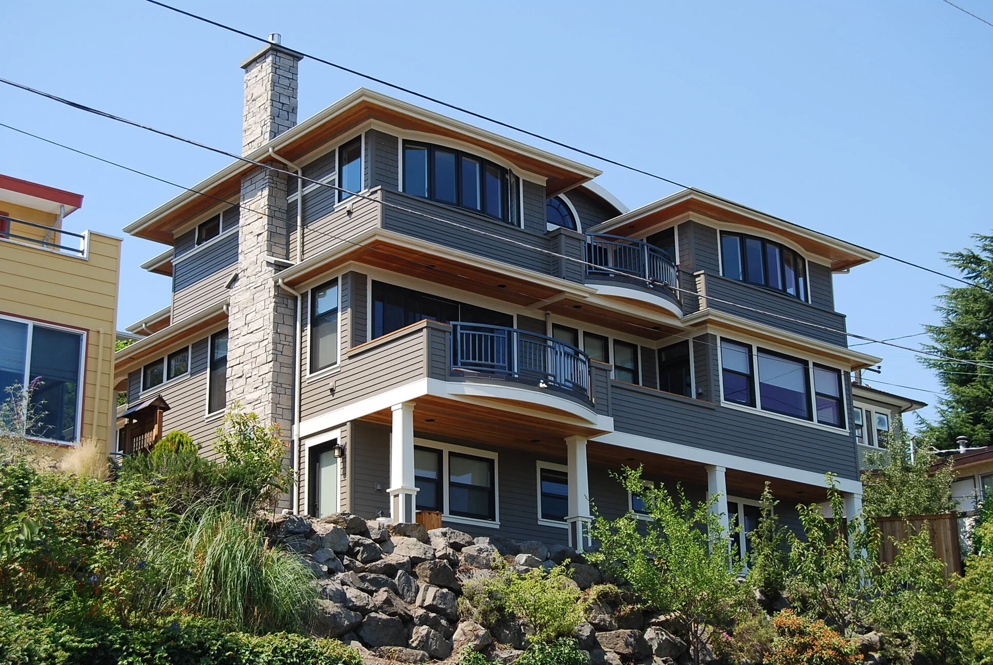 With our experience we know how to navigate complex projects.