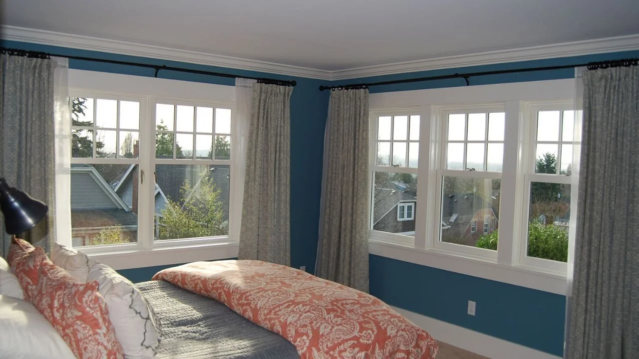 greenwood-craftsman-bedroom-corner-windows.jpg.jpg