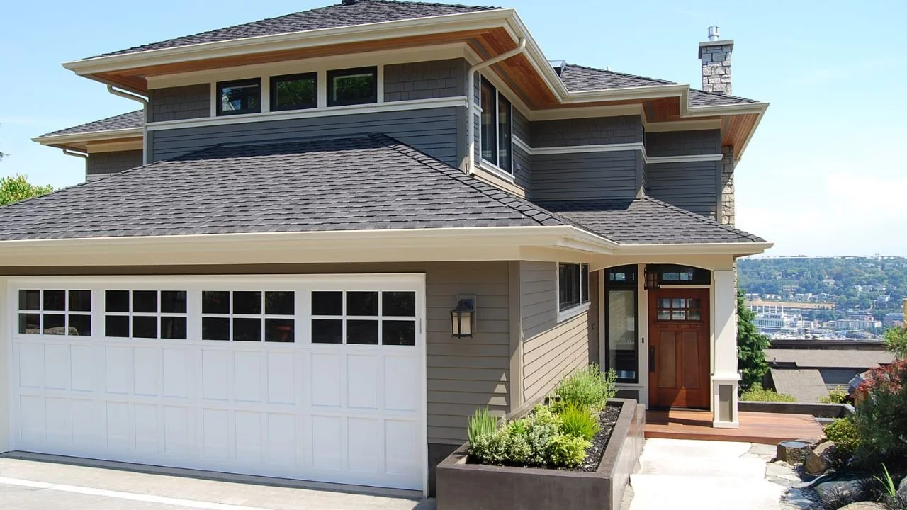queen-anne-redux-street-exterior-garage-entry.jpg.jpg